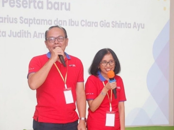 pak sapta dan nyonyaPAKai
